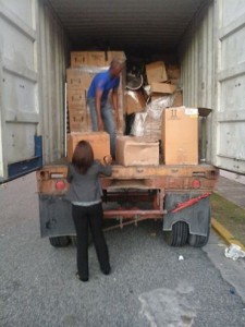 unloading container in DR